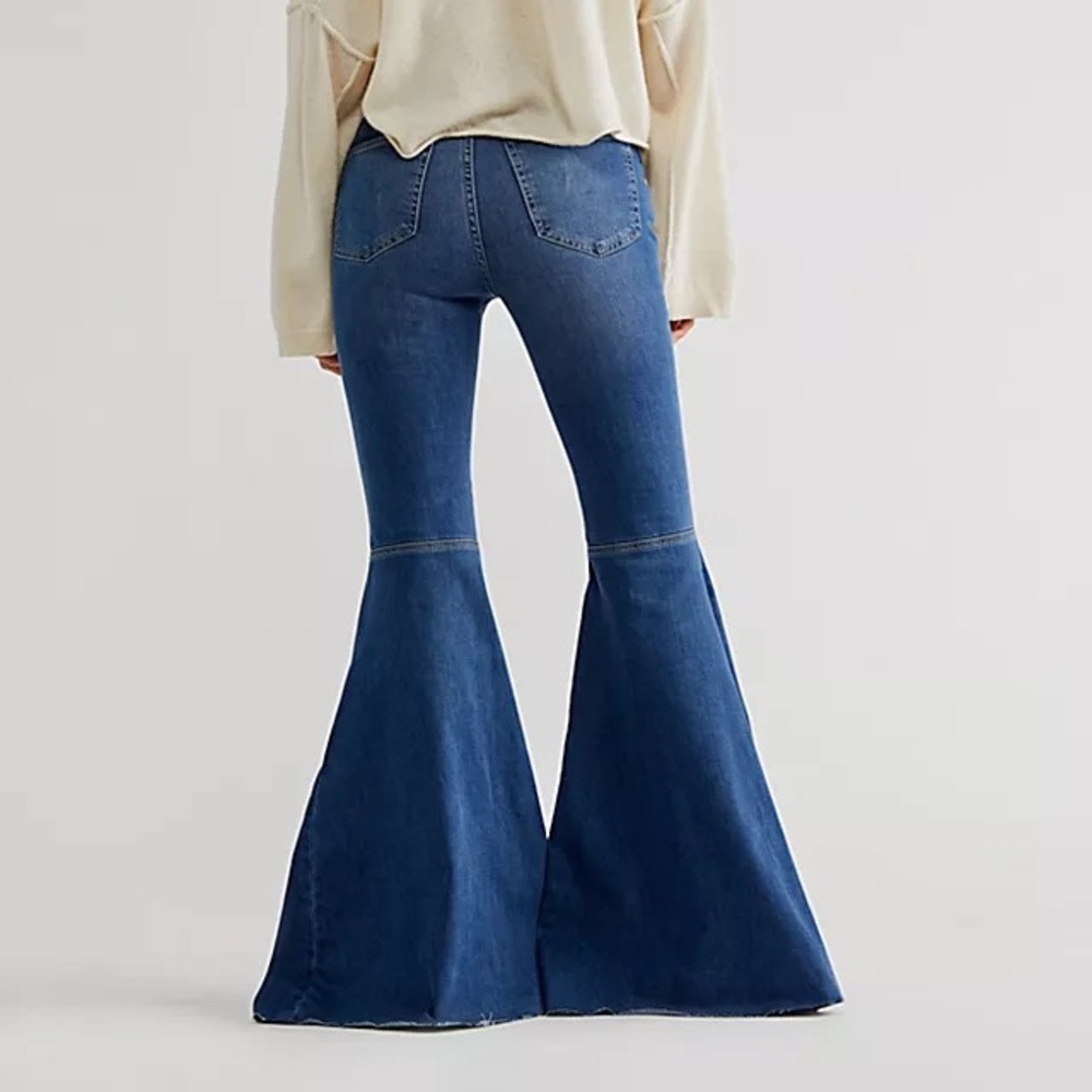 Free People Just Float On Bell Bottom Jeans 26